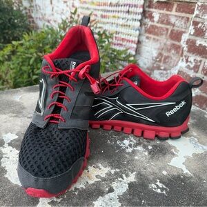 Reebok Realflex Scream 2.0 Mens Size 15 Running Shoes Model V45565 Black and Red